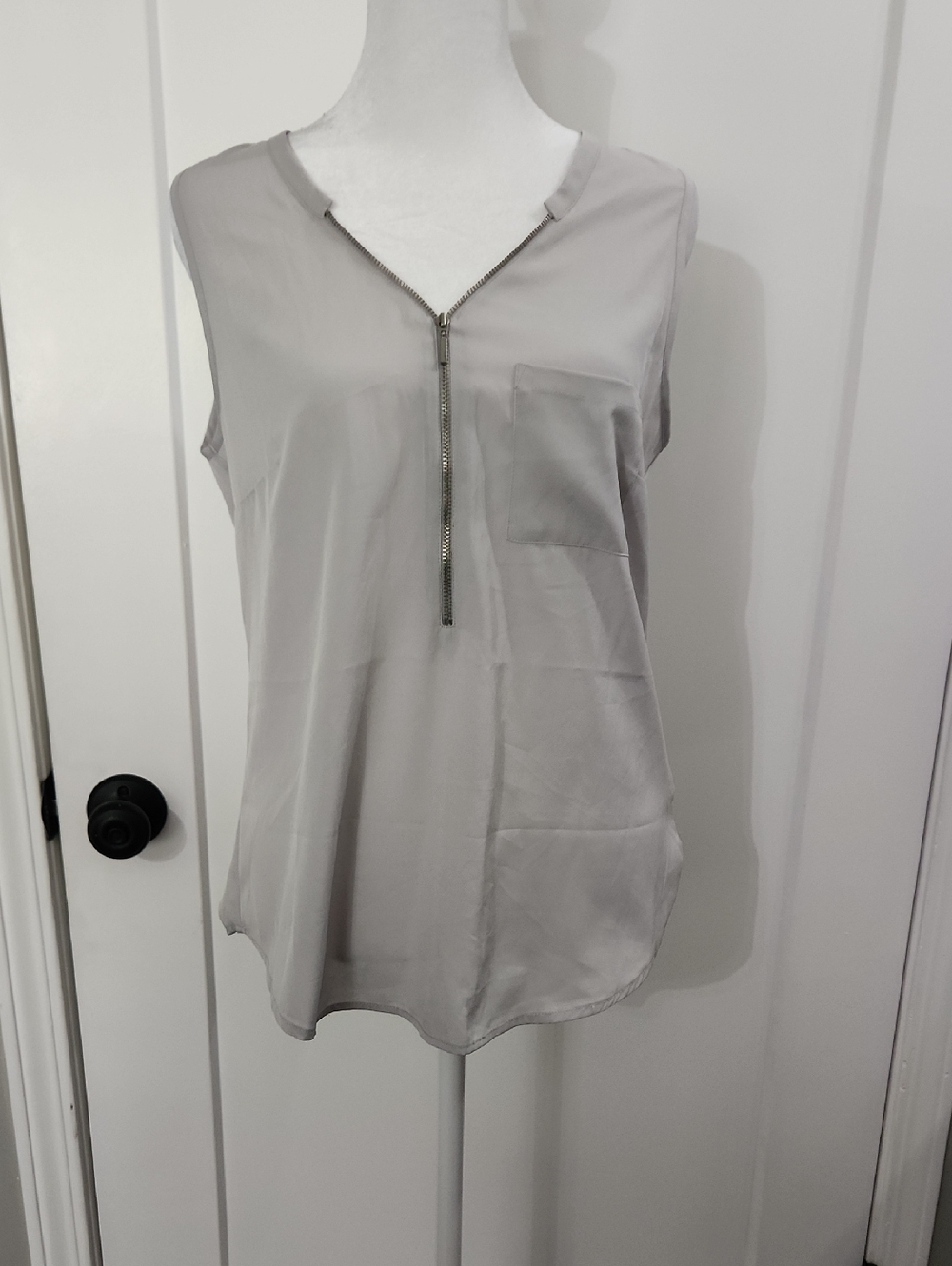 Banana Republic Sleeveless Blouse